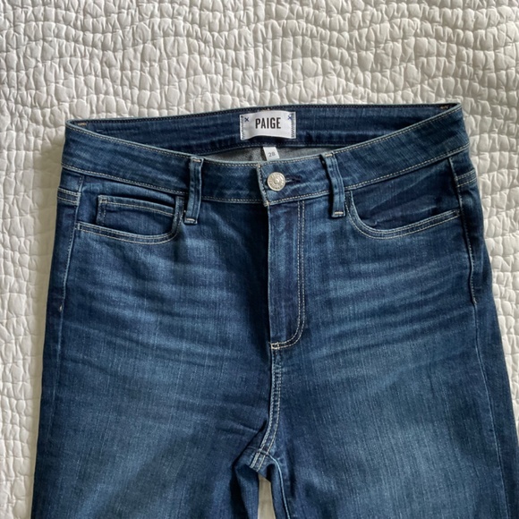 Paige Hoxton Slim Crop - Picture 8 of 8